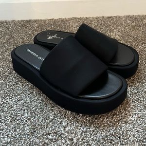 7.5 Black Madden Girl Wedge Sandal